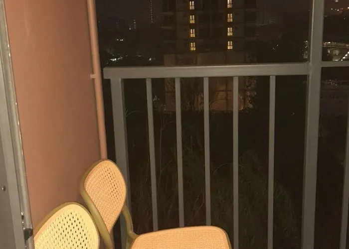 Single Bunk Bed B In Shared Female Near Mrt Bang Pho